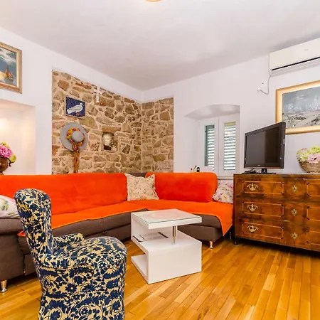 House Stone House In Center * Jelsa (Hvar)