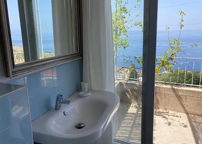 House Mate * Podgora (Split-Dalmatia)